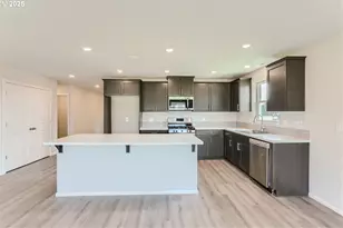 1029 Clemson St, Woodburn, OR 97071 - Photo 4