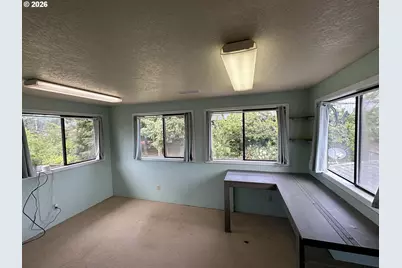 2249 Arthur Dr, Reedsport, OR 97467 - Photo 16