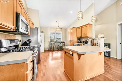 41 Sandalwood Loop, Creswell, OR 97426 - Photo 8