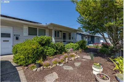 1487 Walton Way, Woodburn, OR 97071 - Photo 2