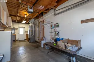 1487 Walton Way, Woodburn, OR 97071 - Photo 10