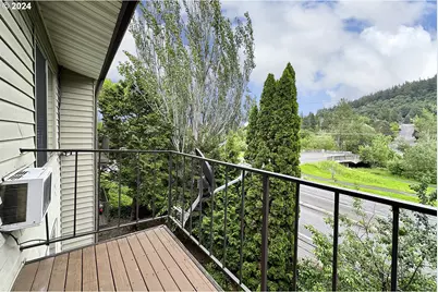 200 SW Florence Ave, Gresham, OR 97080 - Photo 10