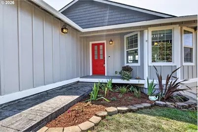 438 NW Roselawn St, Stevenson, WA 98648 - Photo 4