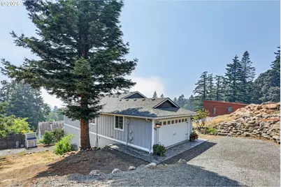 438 NW Roselawn St, Stevenson, WA 98648 - Photo 36