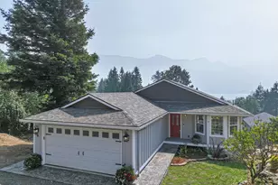 438 NW Roselawn St, Stevenson, WA 98648 - Photo 2