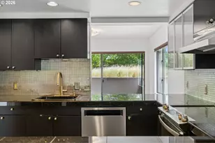 2309 SW 1st Ave, Portland, OR 97201 - Photo 16