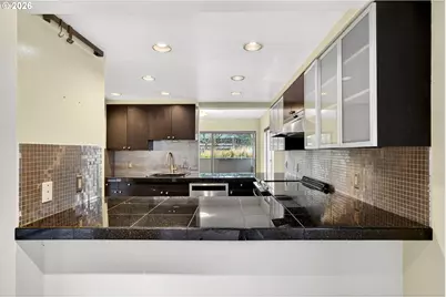 2309 SW 1st Ave #242, Portland, OR 97201 - Photo 14