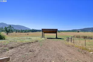 33320 Bryant Rd, Creswell, OR 97426 - Photo 36