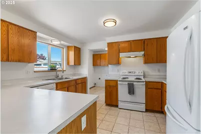 3196 Midway Rd, Hood River, OR 97031 - Photo 12