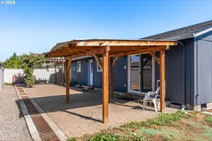 3196 Midway Rd, Hood River, OR 97031 - Photo 36