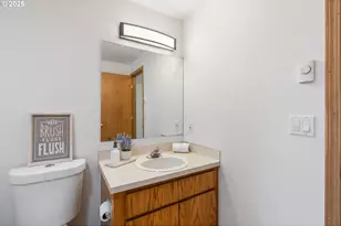 3196 Midway Rd, Hood River, OR 97031 - Photo 18