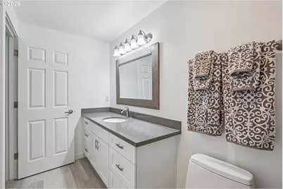 34054 E Columbia Ave, Scappoose, OR 97056 - Photo 22