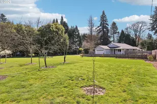 34054 E Columbia Ave, Scappoose, OR 97056 - Photo 2