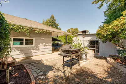 615 E Sherman St, Lebanon, OR 97355 - Photo 42