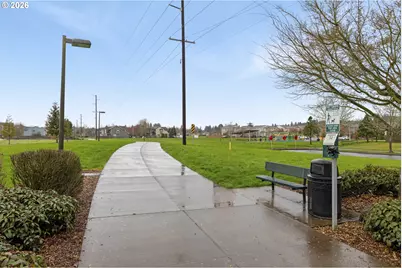 2049 NW McGarey Dr, McMinnville, OR 97128 - Photo 24