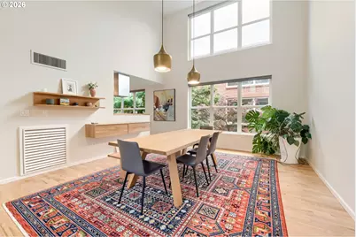 1009 NW Hoyt St #204, Portland, OR 97209 - Photo 10