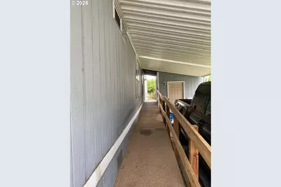 87860 Territorial Rd #102, Veneta, OR 97487 - Photo 2