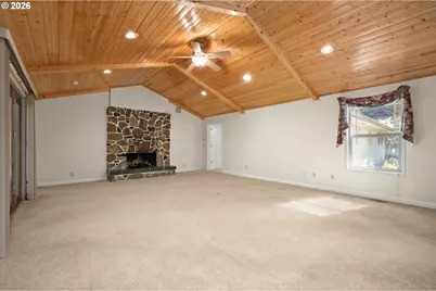 41886 Deerhorn Rd, Springfield, OR 97478 - Photo 20