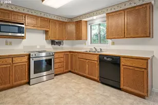 41886 Deerhorn Rd, Springfield, OR 97478 - Photo 8
