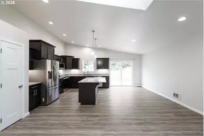 91540 Grinnell Ln, Coos Bay, OR 97420 - Photo 10