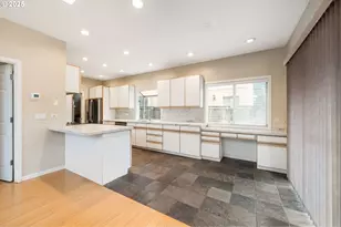 6636 S Virginia Ave, Portland, OR 97239 - Photo 8