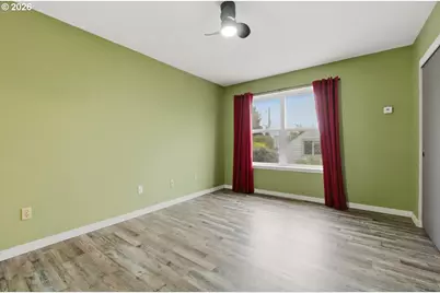 536 NE Going St, Portland, OR 97211 - Photo 20