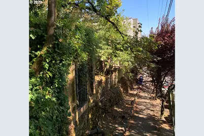 2047 SW 10th Ave, Portland, OR 97201 - Photo 20