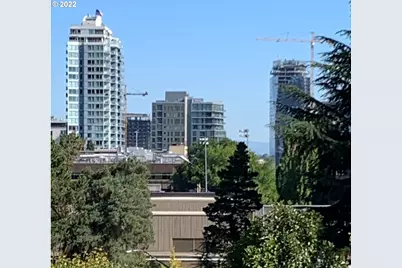 2047 SW 10th Ave, Portland, OR 97201 - Photo 6