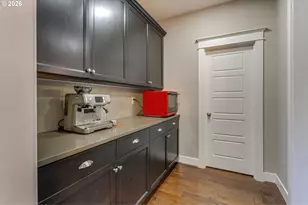 14390 SW Fox Ln, Beaverton, OR 97008 - Photo 18