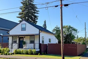 10027 SE Knight St, Portland, OR 97266 - Photo 2