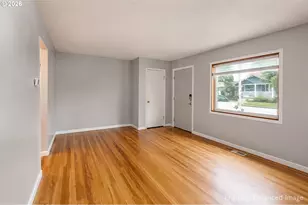 16245 SE Market St, Portland, OR 97233 - Photo 8