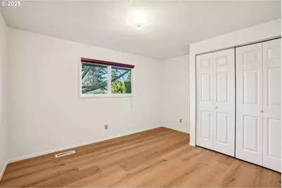 1208 SE 209th Ave, Gresham, OR 97030 - Photo 18