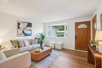 1208 SE 209th Ave, Gresham, OR 97030 - Photo 4