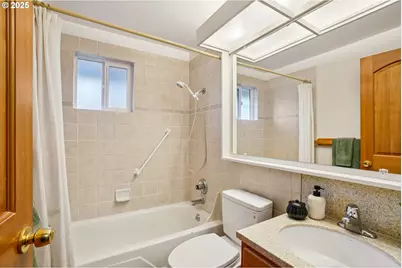 1208 SE 209th Ave, Gresham, OR 97030 - Photo 16