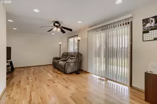 17896 NW Sue Ct, Beaverton, OR 97006 - Photo 12