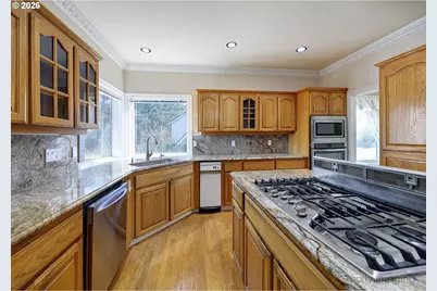 17549 SW Kemmer View Ct, Beaverton, OR 97007 - Photo 10