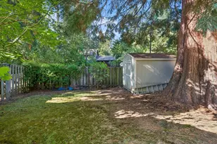 10822 SW 109th Ave, Portland, OR 97223 - Photo 36