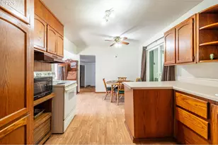 62934 Crown Point Rd, Coos Bay, OR 97420 - Photo 10
