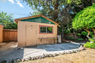 62934 Crown Point Rd, Coos Bay, OR 97420 - Photo 40