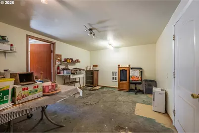 62934 Crown Point Rd, Coos Bay, OR 97420 - Photo 20