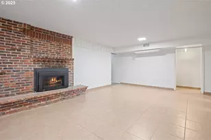 13223 SE Harold St, Portland, OR 97236 - Photo 34