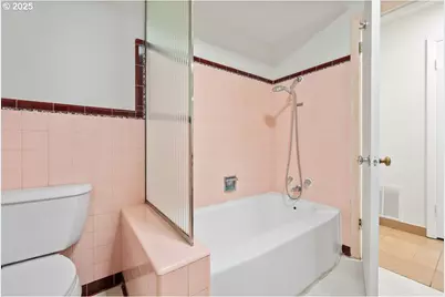 13223 SE Harold St, Portland, OR 97236 - Photo 22