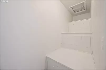 13223 SE Harold St, Portland, OR 97236 - Photo 16