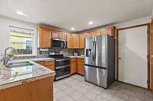 4295 SW Plumeria Way, Beaverton, OR 97078 - Photo 6