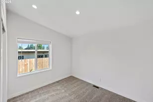 2780 34th St, Coos Bay, OR 97420 - Photo 26