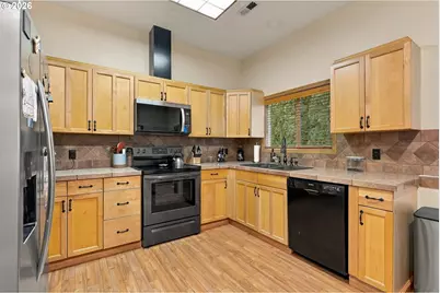17102 NE 37th Cir, Vancouver, WA 98682 - Photo 32
