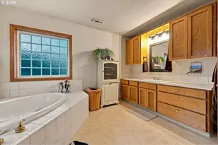 17102 NE 37th Cir, Vancouver, WA 98682 - Photo 16