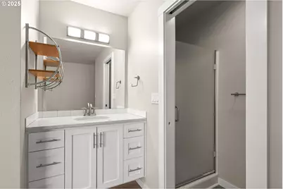 6233 Meridian Cir, West Linn, OR 97068 - Photo 20