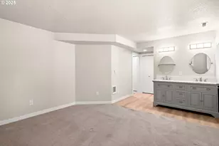 6233 Meridian Cir, West Linn, OR 97068 - Photo 16