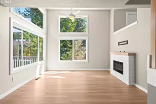 6233 Meridian Cir, West Linn, OR 97068 - Photo 4